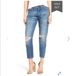 Blank NYC Ripped Mom Jeans size 30
